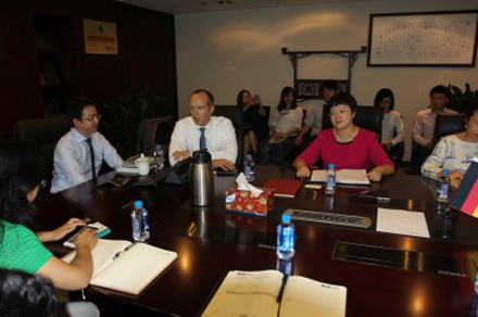 588822标题-1 拷贝.jpg