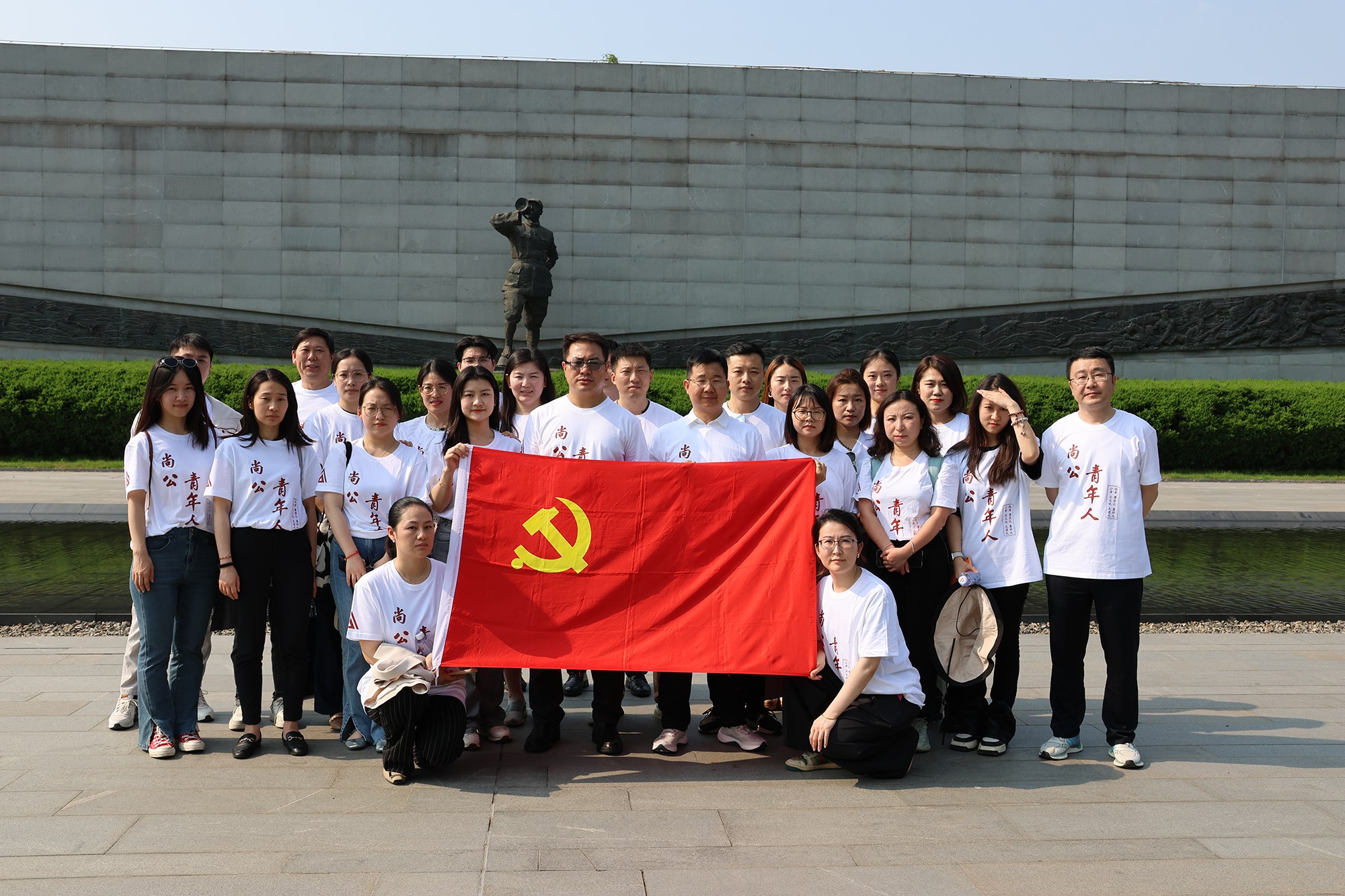 1首张.JPG 1首张.JPG